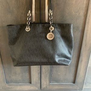 Michael Kors pocketbook